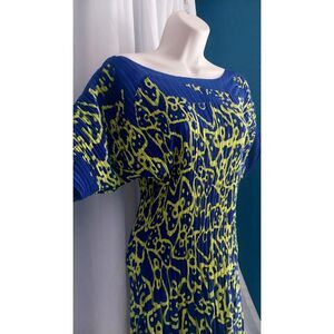 Lily and Taylor Elizeh Blue and Yellow Dress Womens Size 4